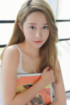 漂亮的女邻居2